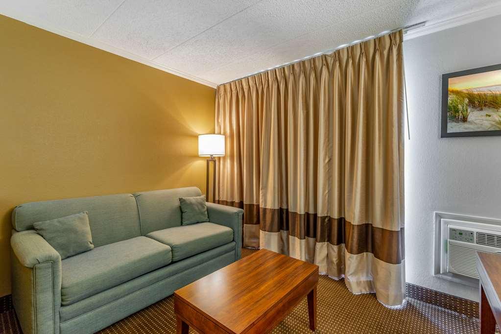 Quality Inn & Suites Ocean Stadt Zimmer foto