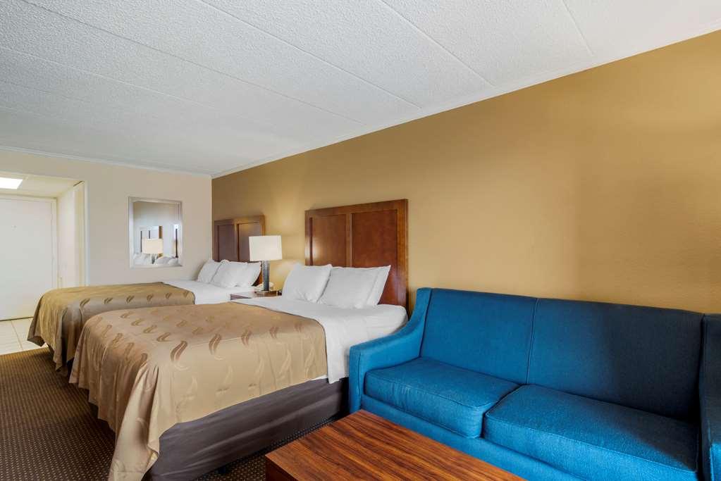 Quality Inn & Suites Ocean Stadt Zimmer foto